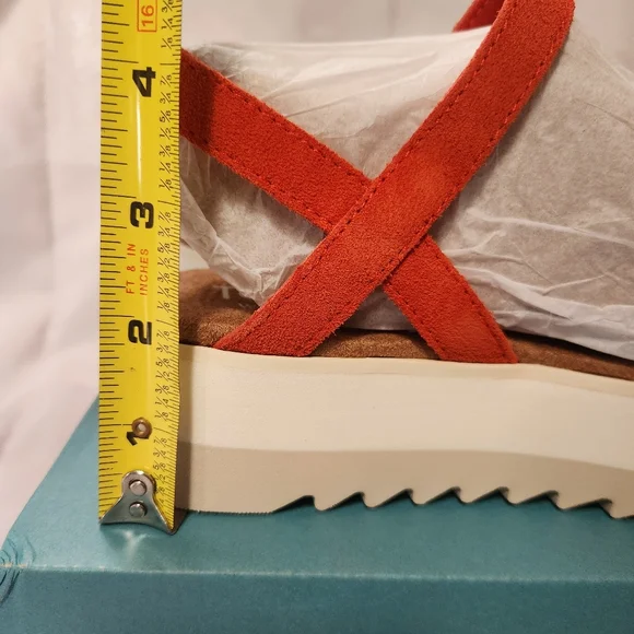 TOMS Brynn Platform Sandals in flame suede - Picture 6 of 9